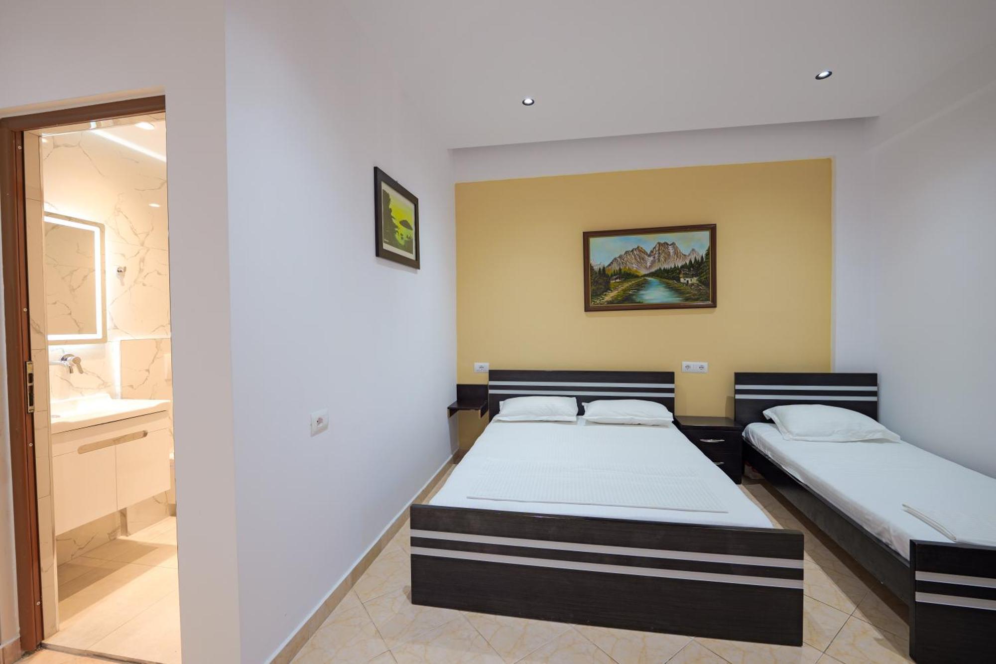 Hotel Chris Ксамил Экстерьер фото